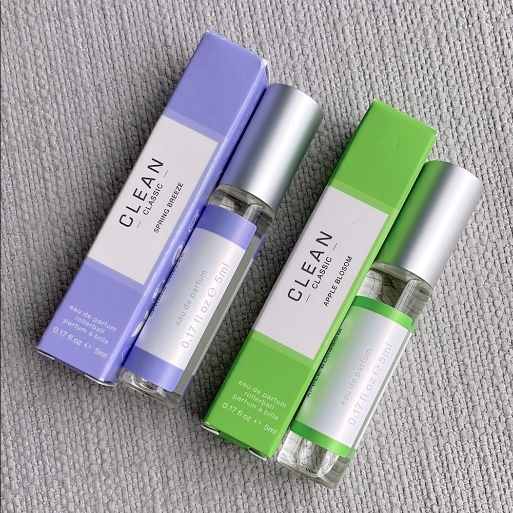 Clean Classic Mini rollerball in Spring Breeze & Apple Blossom - Picture 8 of 8